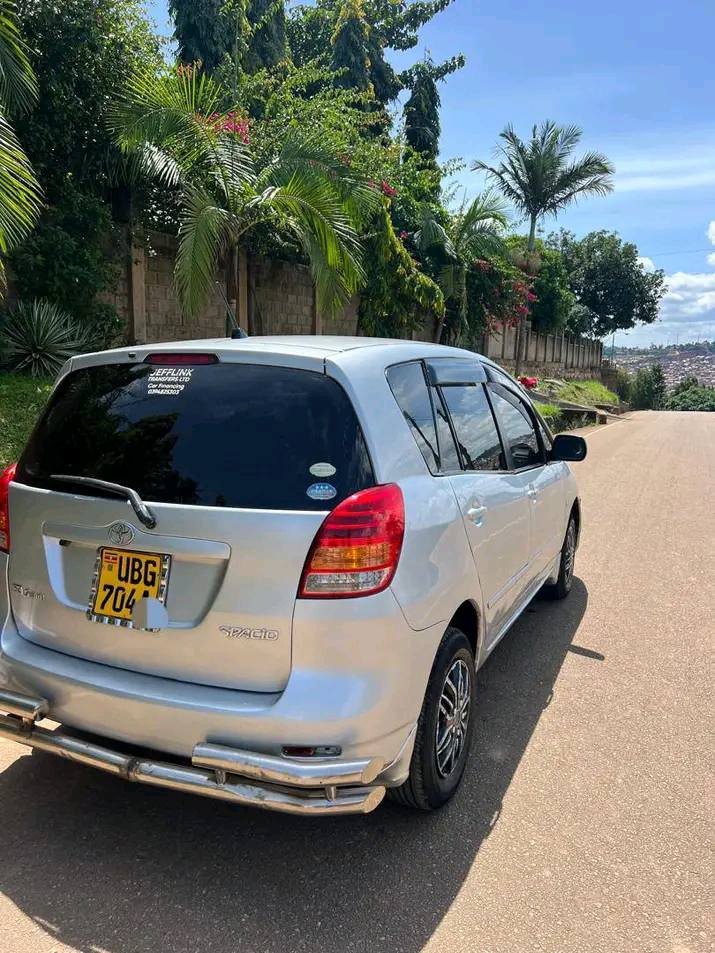 A picture of Toyota spacio 2007 18.5m very good condition money needed