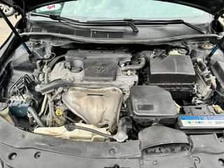 A picture of 2015 Toyota Camry First Body