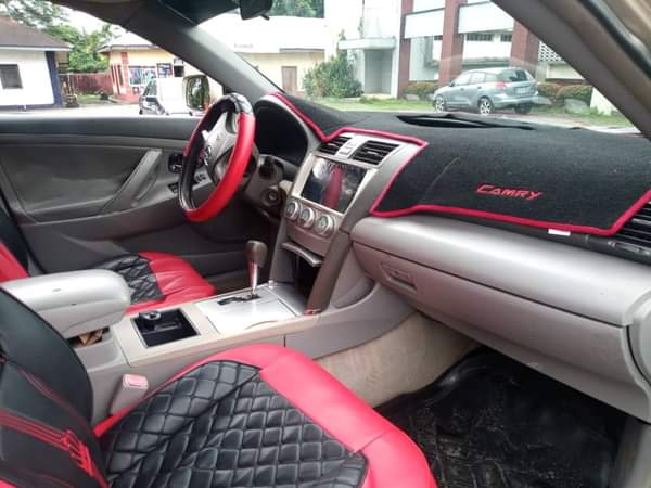A picture of Clean Toyota Camry Spider Everything in excellent condition Chilling Ac