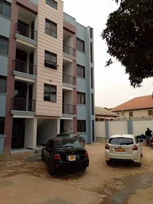 houses kireka
