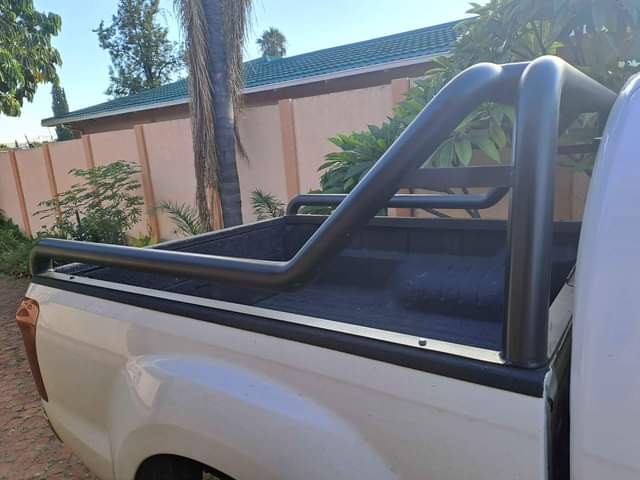 bakkies A.