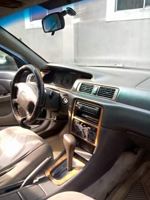 A picture of SMARTAUTOS SUPER CLEAN TOYOTA CAMRY TINY LIGHT Engine is 80