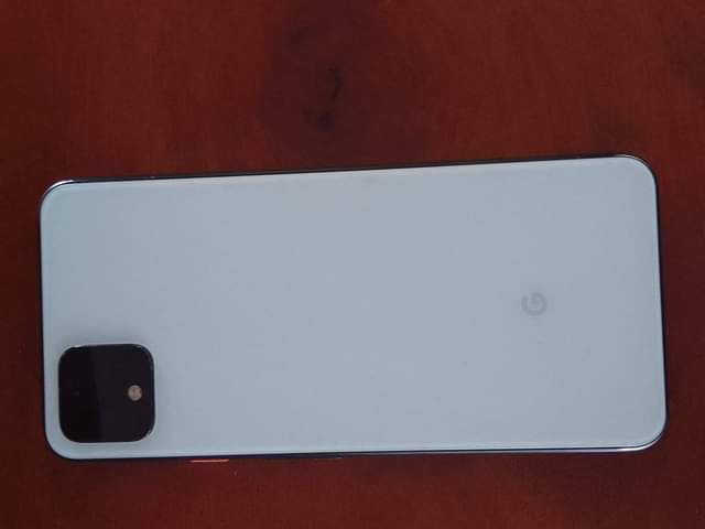 A picture of Google pixel 4XL