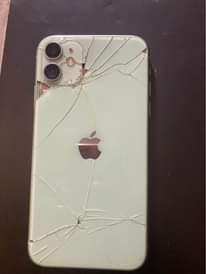 A picture of Iphone 11 64gb