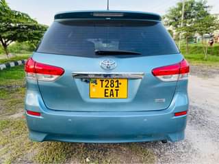 A picture of Toyota wish new model
