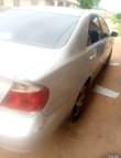 A picture of Toyota Camry 06 Gear engine interior Android screen and reverse