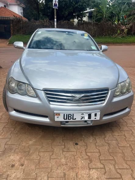 A picture of 2008 Toyota mark x toyota