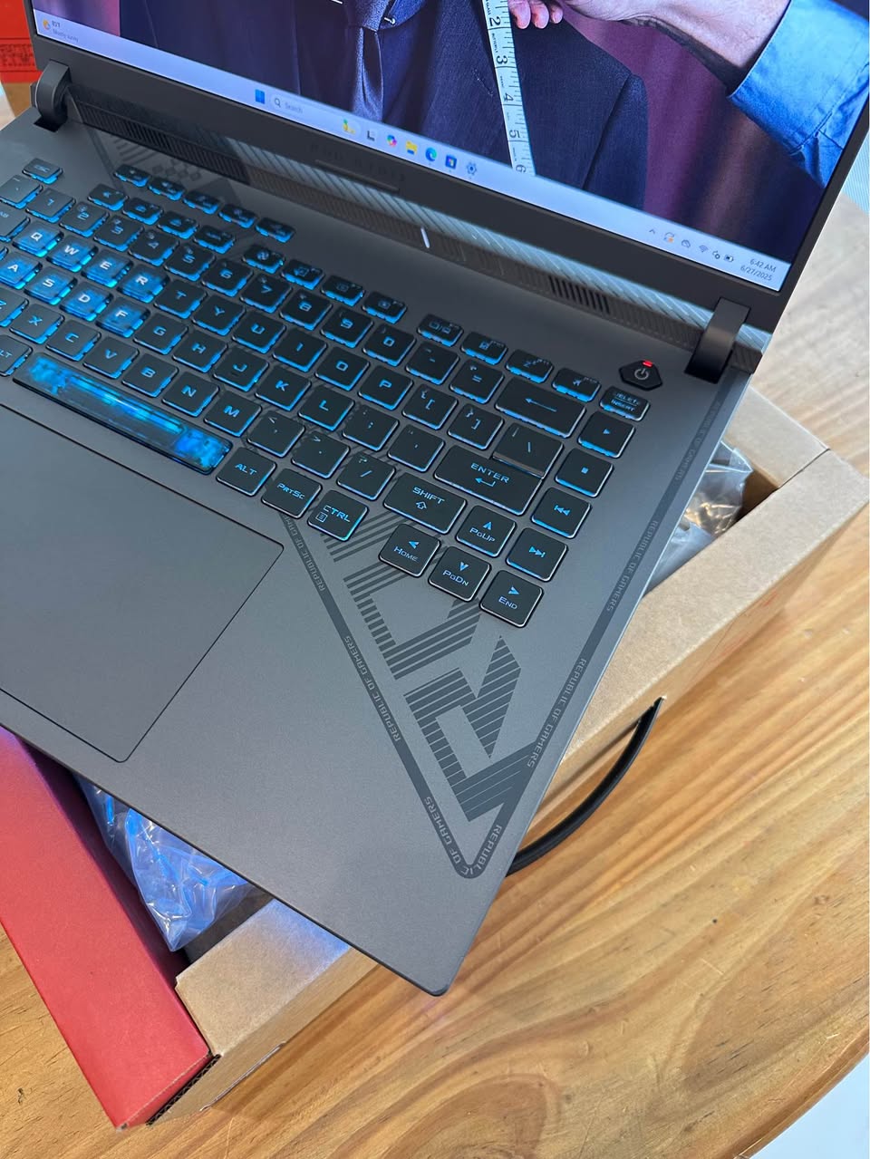 A picture of ASUS ROG STRIX G16 2023 GAMING MACHINE