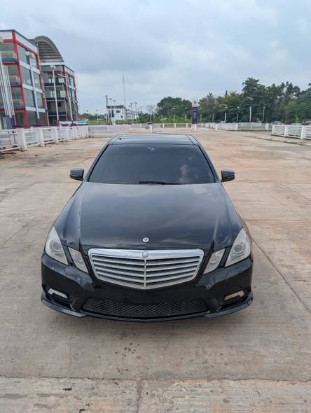 A picture of 2011 Mercedes Benz E Class