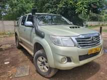 used toyota hilux