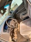 A picture of Toyota sienna 02 model