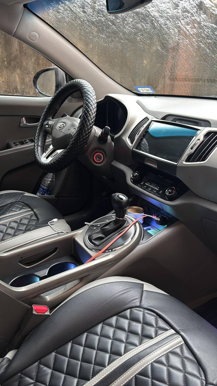 A picture of Kia sportage 2013