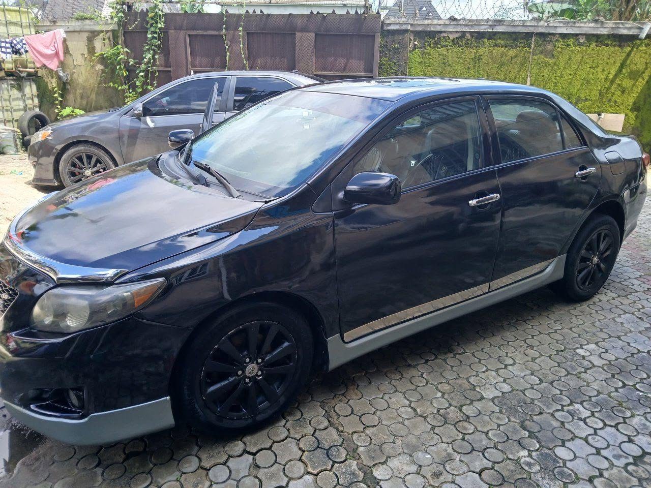 A picture of Toyota Corolla 2009 2010 Sport