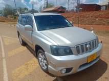 A picture of Toyota Kluger Bei mil 10.8 Engine ndogo Safari popote Ipo