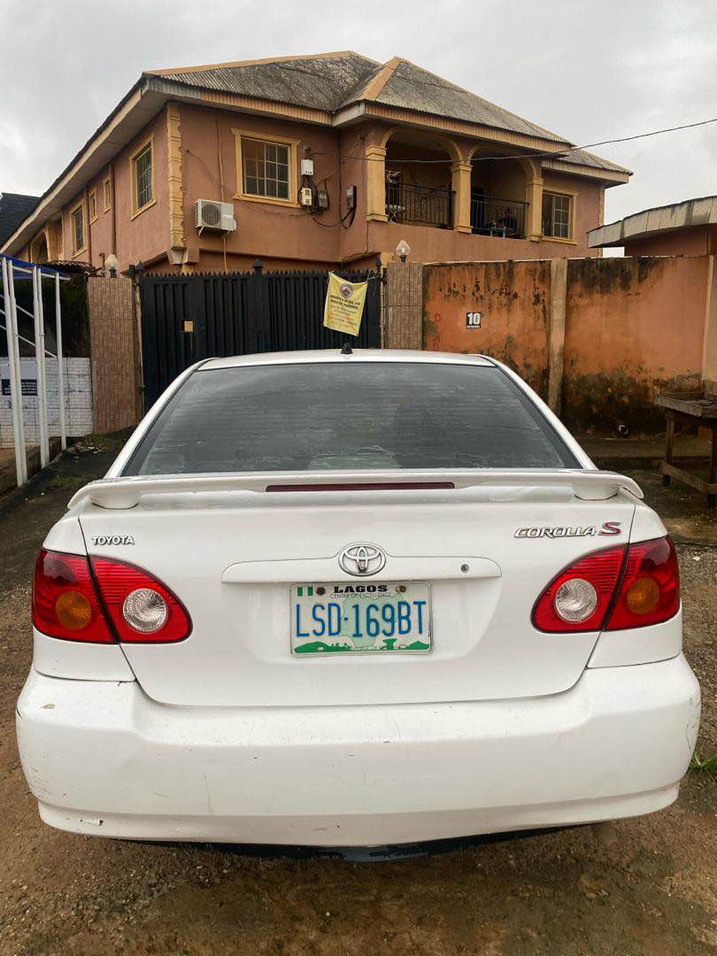 A picture of Toyota Corolla Sport 2004 Model