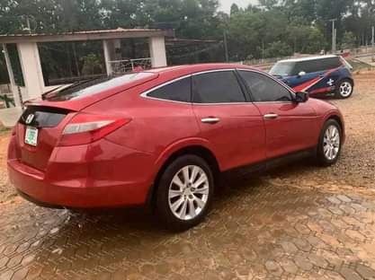 A picture of Distress sales Honda Accord crosstour Extremely clean buy and drive