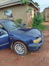 A picture of Nissan primera 02