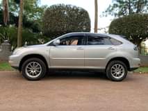 A picture of Toyota Harrier Model 2006 Engine 2 4cc Price 30M 0709788048