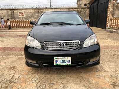 A picture of Toyota Corolla 2004