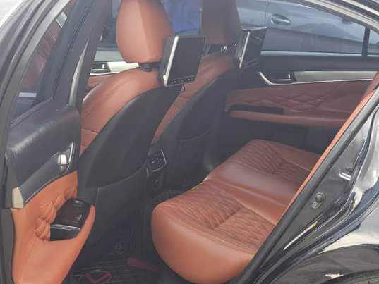 A picture of An exceptional sharp 9ja used 2013 Lexus AWD GX 350