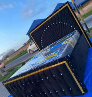 A picture of Nauza bed Sofaaa mpyaa 5 6 Bei 220000 Location ubungo