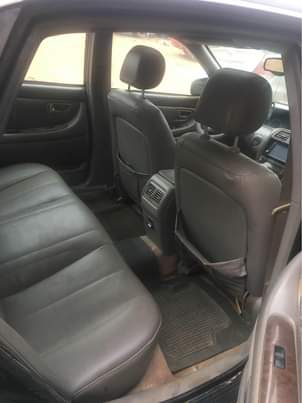 A picture of Toyota Avalon v6