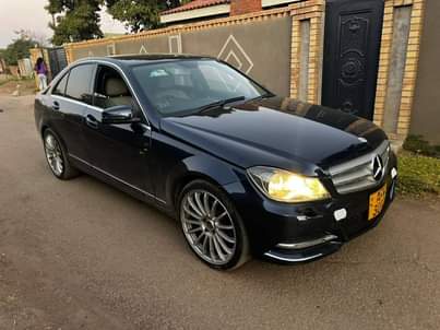 classifieds/cars mercedes