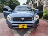 A picture of 2006 TOYOTA RAV 4