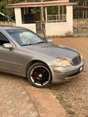 A picture of Mercedes Benz C230