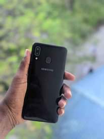 A picture of Samsung A20