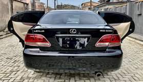 A picture of Alter stone autos King of clean cars Pre Owned exus