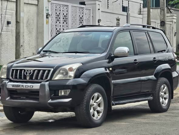 A picture of Barely Used Toyota Prado GX 2008 First Body Engine Gear