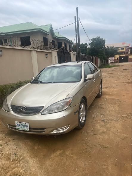 A picture of Reg Toyota Camry 2003 XLE