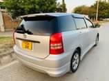 A picture of Toyota wish