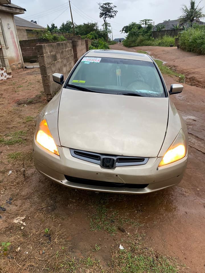 A picture of 2004 HONDA ACCORD FOR SALE.
