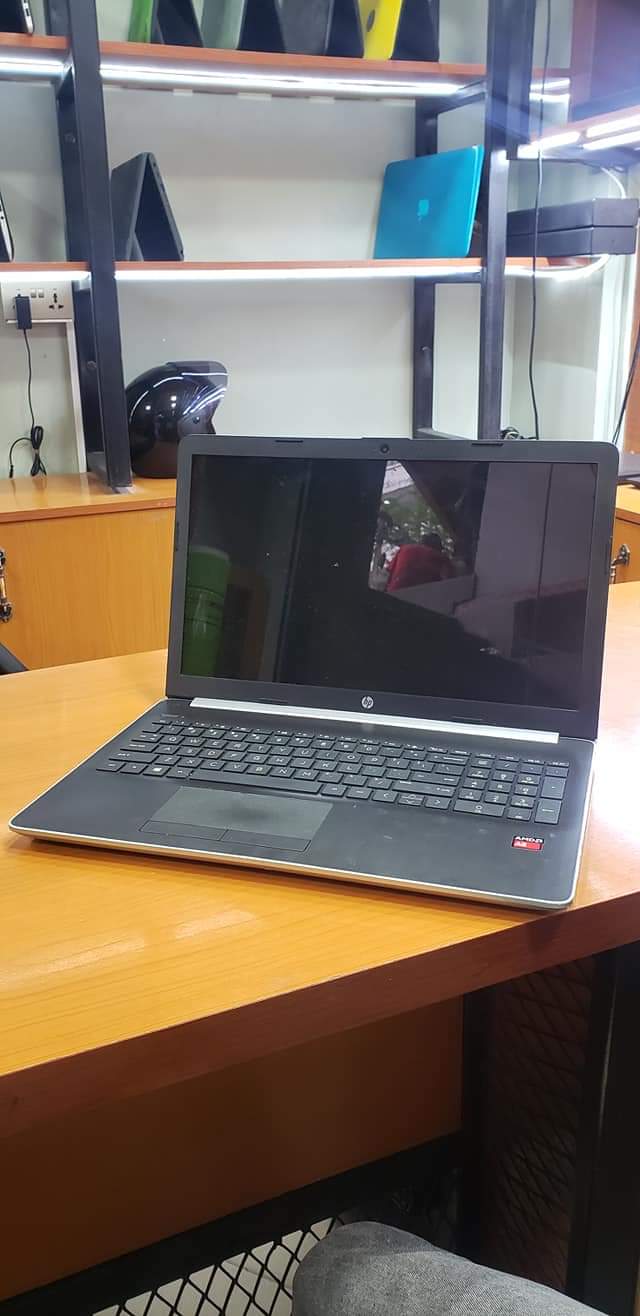 A picture of Laptop bei chee