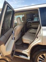 A picture of Lexus Gx460 2014 model Engine and gear untouched Everything ok