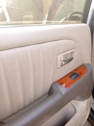 A picture of Super clean pure firstbody pan 2002 Lexus RX 300 everything
