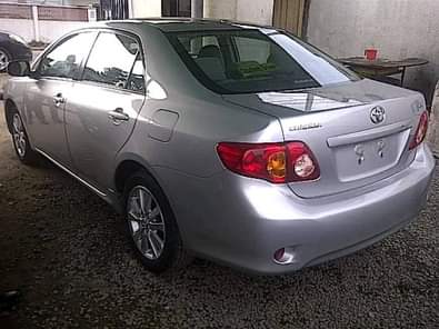 A picture of Make Toyota Model Corolla Year 2010 Type of car 4