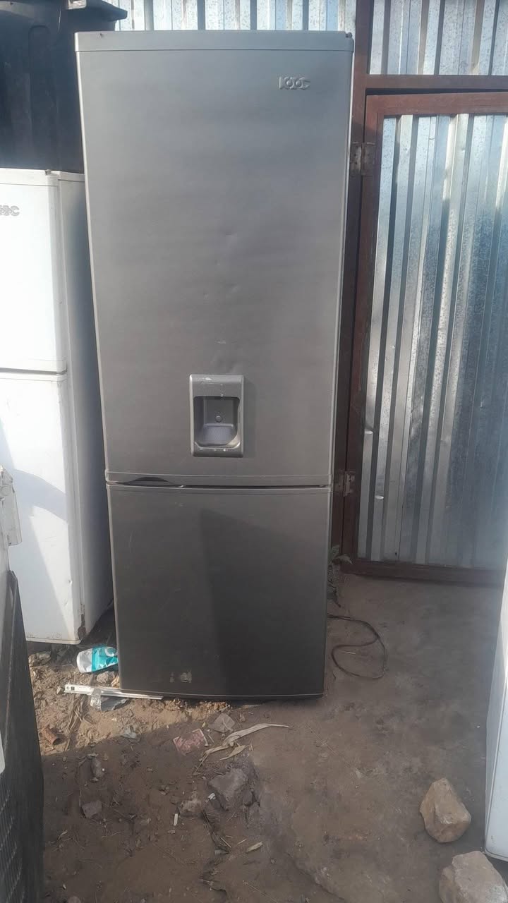 classifieds/fridges