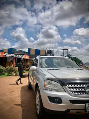 A picture of ML350 2008 MERCEDES BENZ LESS THAN A YEAR USED