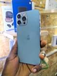 A picture of Iphone 13 pro max
