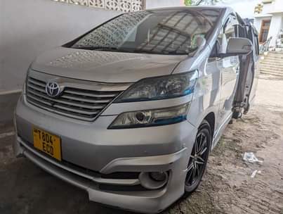 toyota alphard