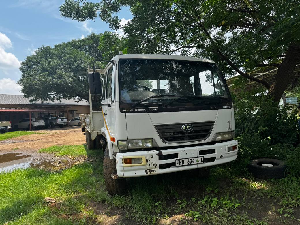 8 ton trucks
