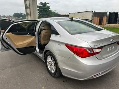A picture of Hyundai Sonata 2013 model Few years used with low mileage