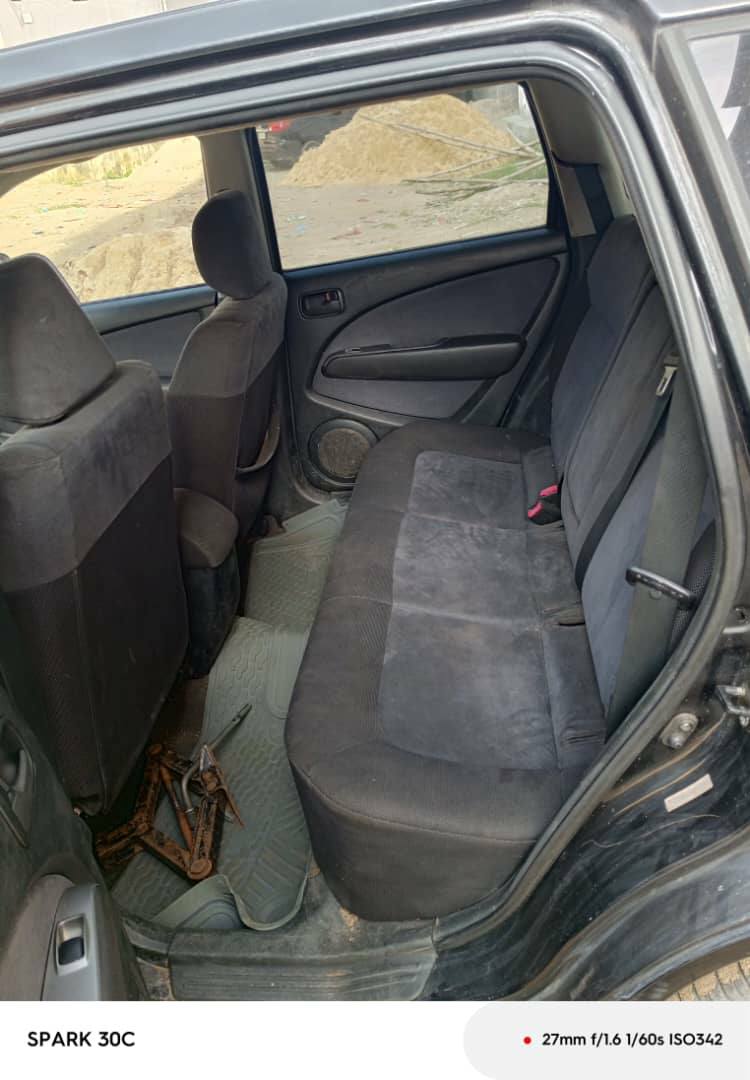 A picture of Mitsubishi Outlander 2002 model Complete first body Every thing is