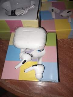 earbuds