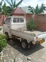 A picture of Suzuki carry