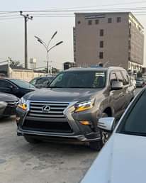 A picture of FOREIGN USE LEXUS GX460