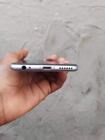 A picture of iPhone 6 plain